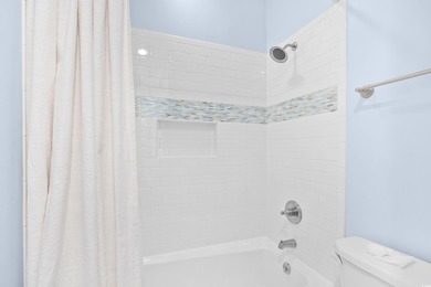 LOCATION! LOCATION! LOCATION! This beautiful first floor, corner - photo 31