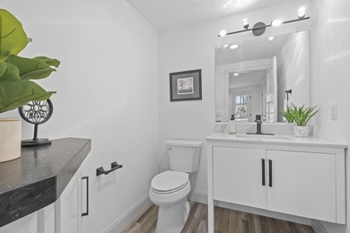 Welcome to modern perfection in coveted Maple Bluff. This - photo 37