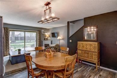 Inviting and stylish condo offers conveniences and worry-free - photo 9