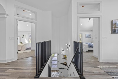 Welcome to modern perfection in coveted Maple Bluff. This - photo 39