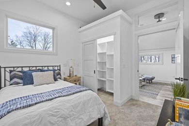 Welcome to modern perfection in coveted Maple Bluff. This - photo 44