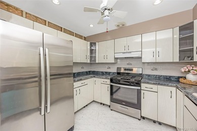 Located in Murray Hill/Auburndale section of Flushing, this - photo 7