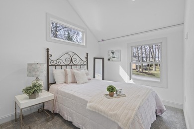 Welcome to modern perfection in coveted Maple Bluff. This - photo 47