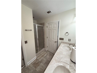 REDUCED AGAIN! SELLER MUST SELL!!!!!!!! Seller is offering $4 - photo 22