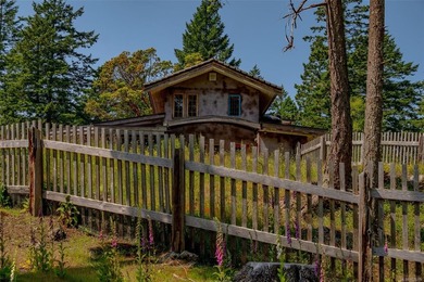 A remarkable home on a spectacular piece of land. This passion - photo 40