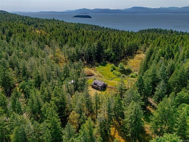 A remarkable home on a spectacular piece of land. This passion - photo 49