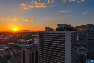 Rare Corner Residence | American Towers *Experience one of