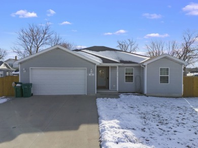 Lake Home Sale Pending in Marseilles, Illinois