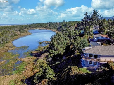 Large, tri-level home with views of the Siuslaw River, seasonal - photo 3