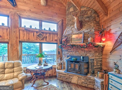 Absolute Privacy & Adventure: 10+ Acre Legacy Estate Bordering - photo 22