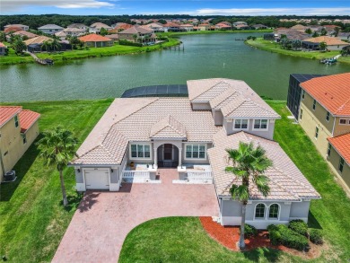 Lake Tohopekaliga Home For Sale in Kissimmee Florida