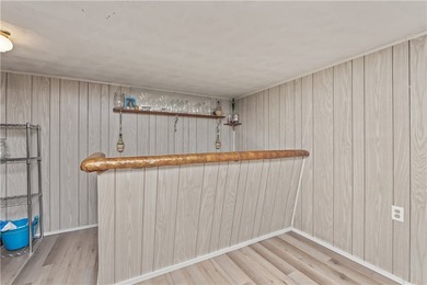 Lovingly maintained Ranch in Irondequoit! Step inside to a - photo 16