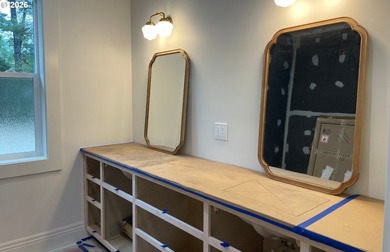 Designed and built by master carpenter Brian Lacouture and - photo 19