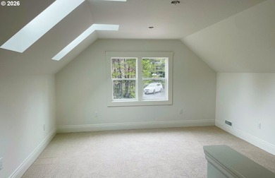 Designed and built by master carpenter Brian Lacouture and - photo 22