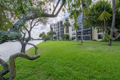 Enjoy waterway views & the daily boat parade from your master - photo 41