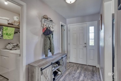 Rarely does location and affordability come together like this - - photo 9