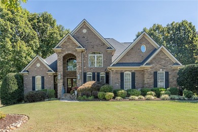 Beautifully renovated custom home on the 7th tee of Brookstone - photo 1
