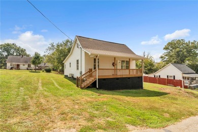 Saluda River Home For Sale in Pelzer South Carolina