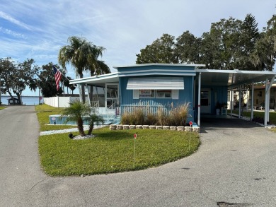 Lake Home For Sale in Leesburg, Florida