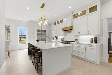 Once in a lifetime opportunity to own a picturesque property - photo 22