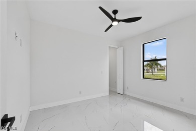 Brand-new modern construction featuring 4 bedrooms, 3 full - photo 25