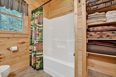 Escape to serenity on your own secluded creek haven in the North - photo 34