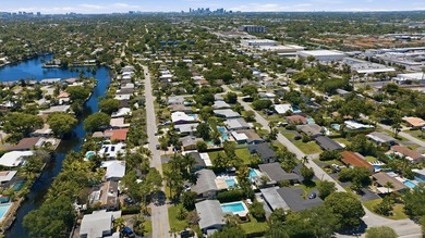 Architectural flow meets elevated everyday living. This - photo 38