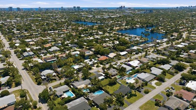 Architectural flow meets elevated everyday living. This - photo 39