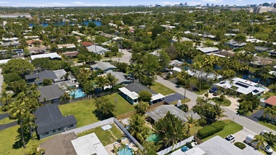 Architectural flow meets elevated everyday living. This - photo 40