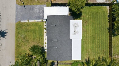 Architectural flow meets elevated everyday living. This - photo 45