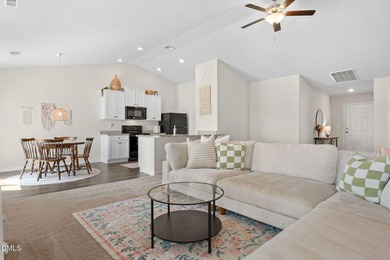 Welcome home to this beautifully maintained ranch in the heart - photo 11