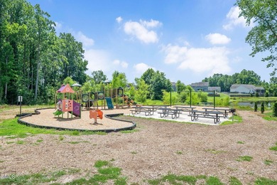 Welcome home to this beautifully maintained ranch in the heart - photo 39
