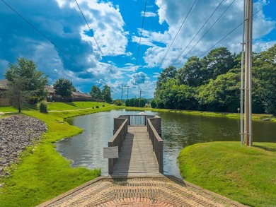 Welcome to easy living in the highly desirable Forest Lakes - photo 42