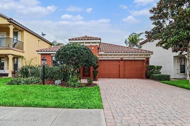 Beautifully updated Mediterranean style home located in the - photo 3