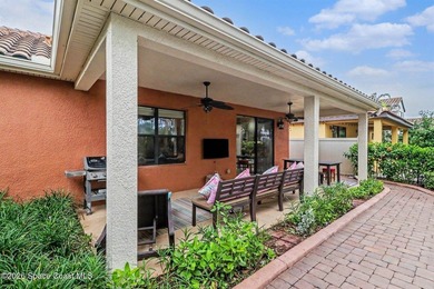 Beautifully updated Mediterranean style home located in the - photo 10