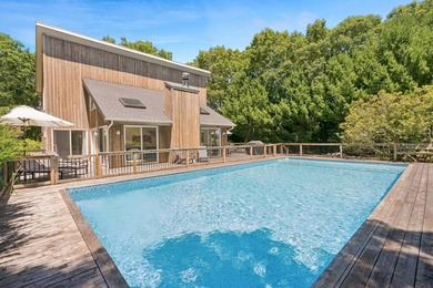 Light-filled estate on 1.56 private acres, recently upgraded - photo 2