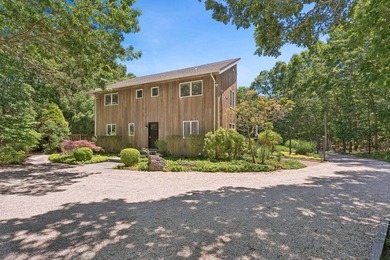 Light-filled estate on 1.56 private acres, recently upgraded - photo 3