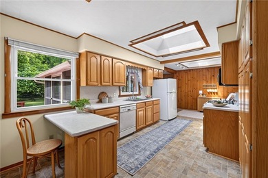 Prepare to be impressed by this lovely Greece ranch! A large - photo 8