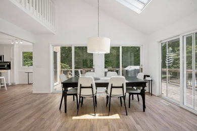 Light-filled estate on 1.56 private acres, recently upgraded - photo 8