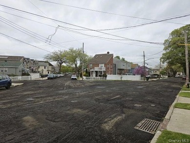Throggs Neck - Two-Family Detached Brick Home Opportunity awaits - photo 29