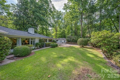 This Beautiful 2-bedroom 2-bath home is located in the Lake - photo 4