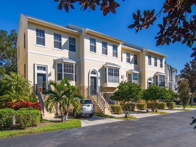 Lake Townhome/Townhouse For Sale in Vero Beach, Florida