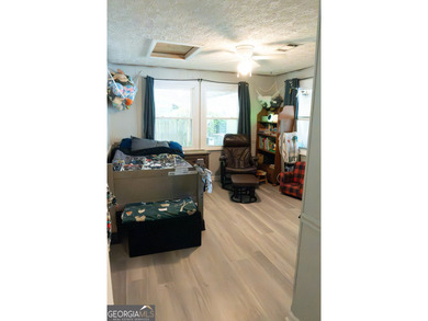 Wake up to peaceful waterfront views and spend your evenings on - photo 8