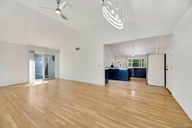 Nestled in the highly sought-after Tiana Shores enclave of - photo 12