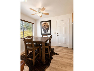 Ideally located within close proximity to Dunn Court Beach and - photo 13