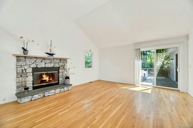 Nestled in the highly sought-after Tiana Shores enclave of - photo 14