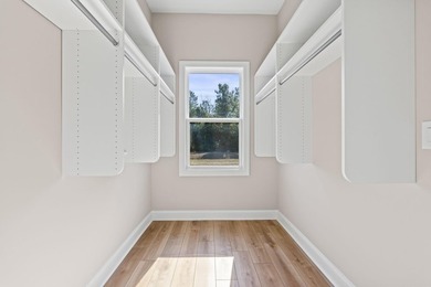 REDUCED & READY FOR MOVE IN: Discover this property through our - photo 15