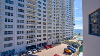 Bright, Airy corner unit in the newly renovated Galt Ocean - photo 15