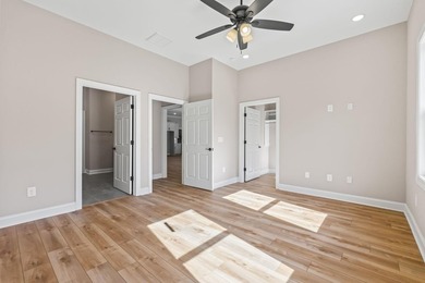 REDUCED & READY FOR MOVE IN: Discover this property through our - photo 24