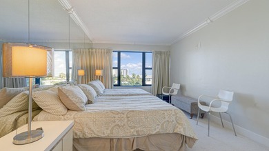 Bright, Airy corner unit in the newly renovated Galt Ocean - photo 27